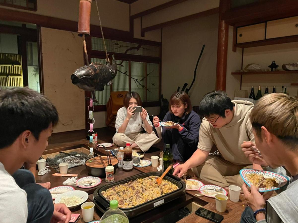 Guesthouse Omoya--全個室--囲炉裏のぬくもりと共にグループの絆を深める古民家宿でゆっくりとした時間を-6名部屋-6名部屋-8名部屋--最大20名-ペット同伴可は一室のみ- Matsuyama  Exterior photo